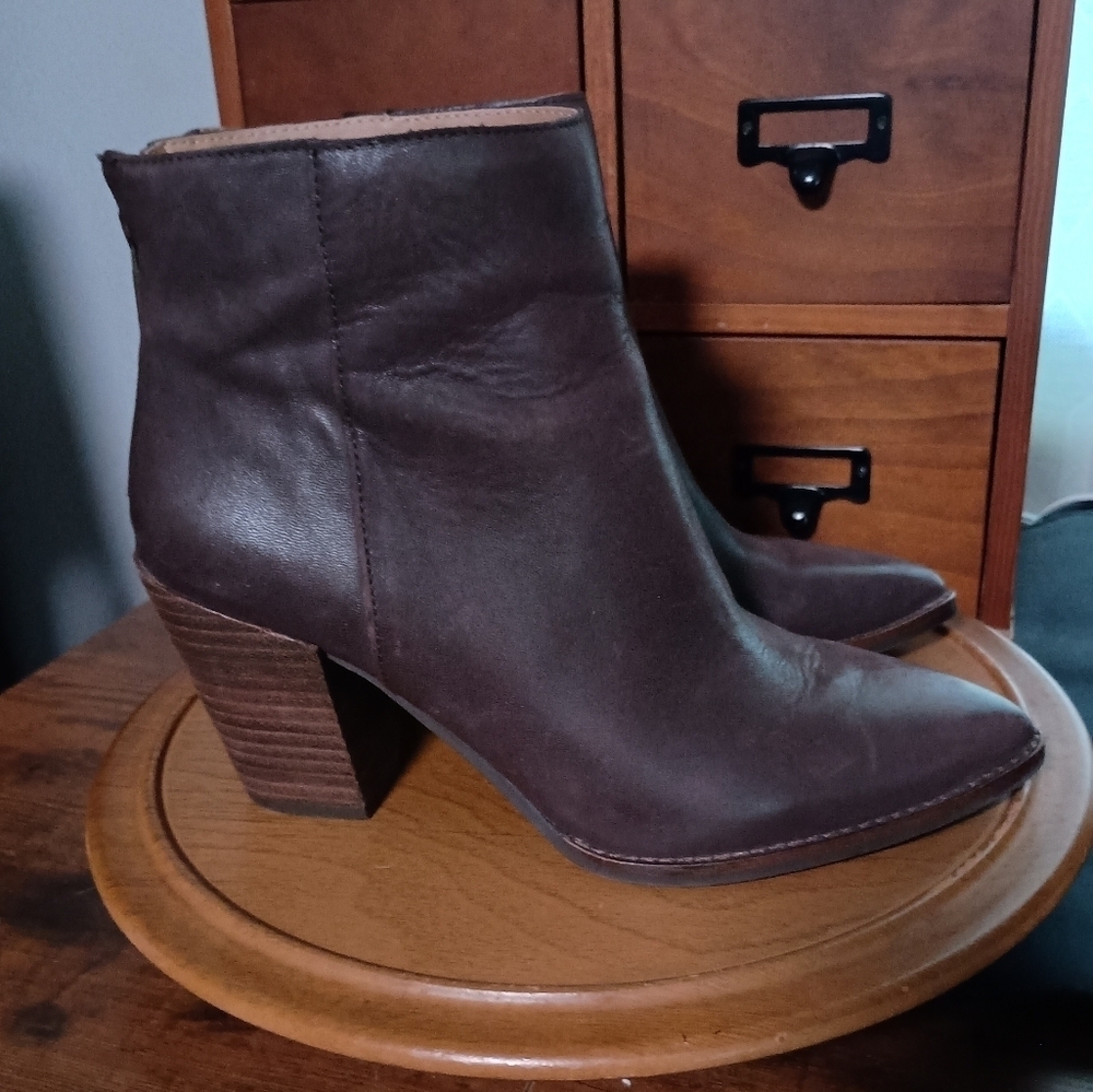 Lucky Brand Elegant Brown Leather Ankle Boots_7.5